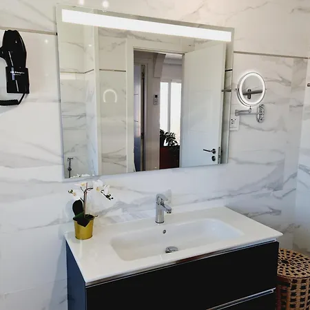 Caleta Star By Nicolet * كاليتا ذي فوستي